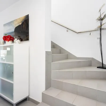 Apartment Penthouse Marina Caleta, La Caleta